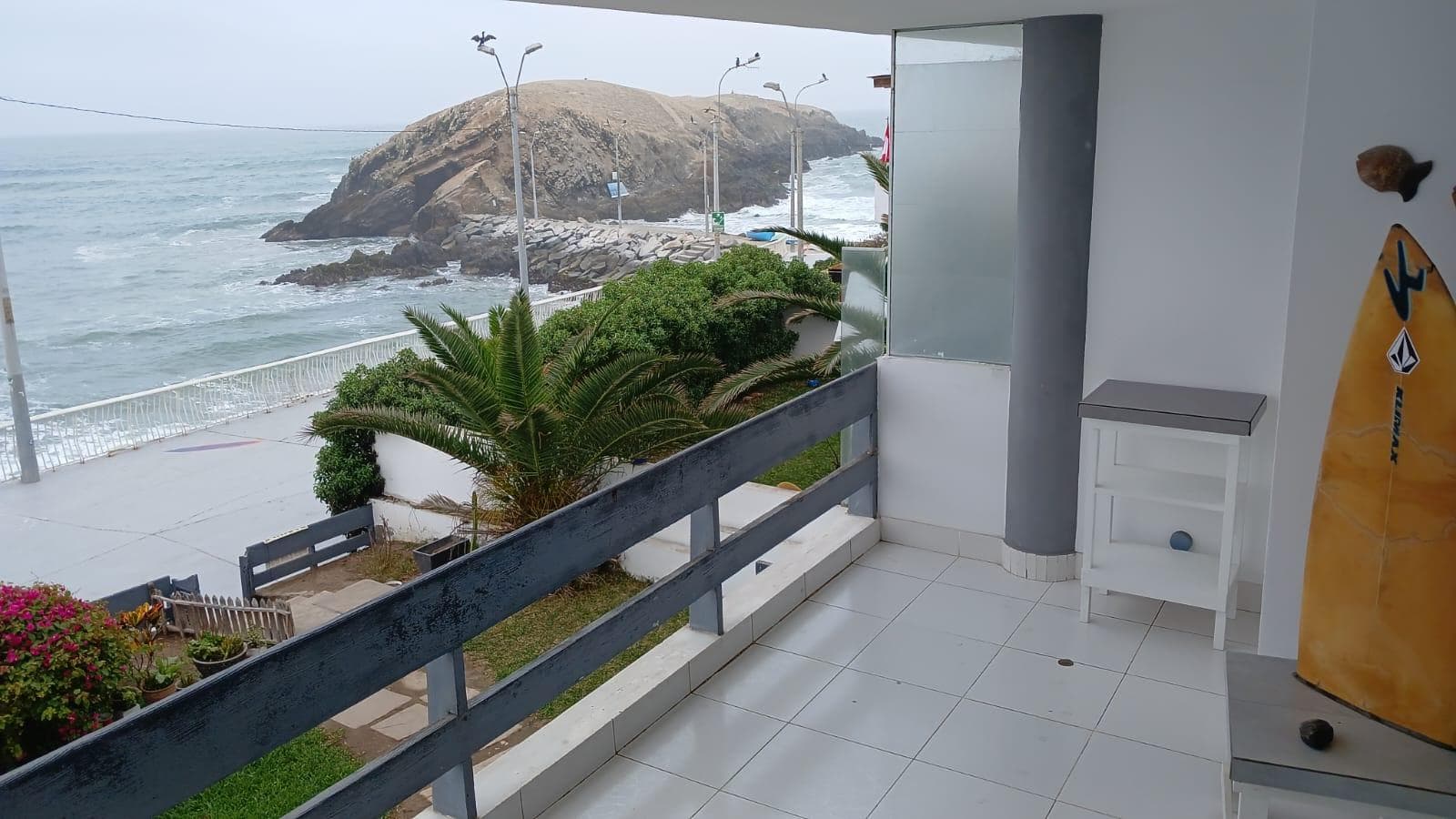 Alquiler de Dpto frente al mar en Punta Hermosa por semana / mes /año - 2