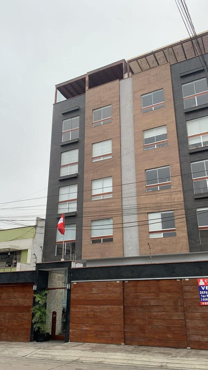 Departamento en Venta en Calle Matarani N° 248 - 1