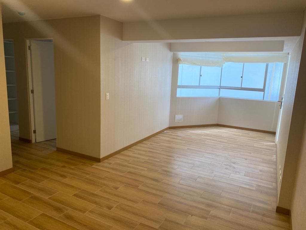 Vendo Lindo Departamento en Avenida Costanera Cuadra 10, Piso 8, San Miguel - 2