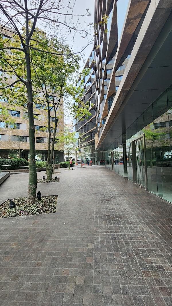 Oficina Premiun 273 m2 (Gris) Centro Empresarial Patio Centric San Isidro - 2