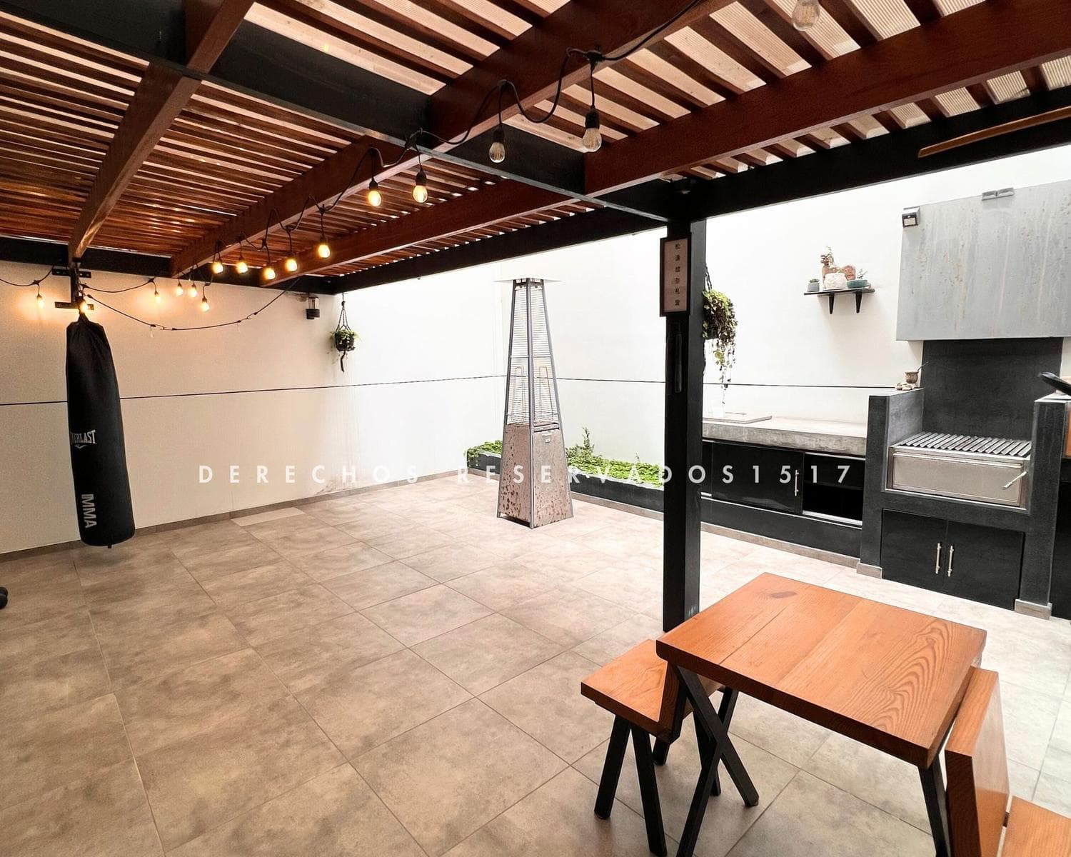 Departamento de 2 dormitorios con amplia terraza en Miraflores - 1