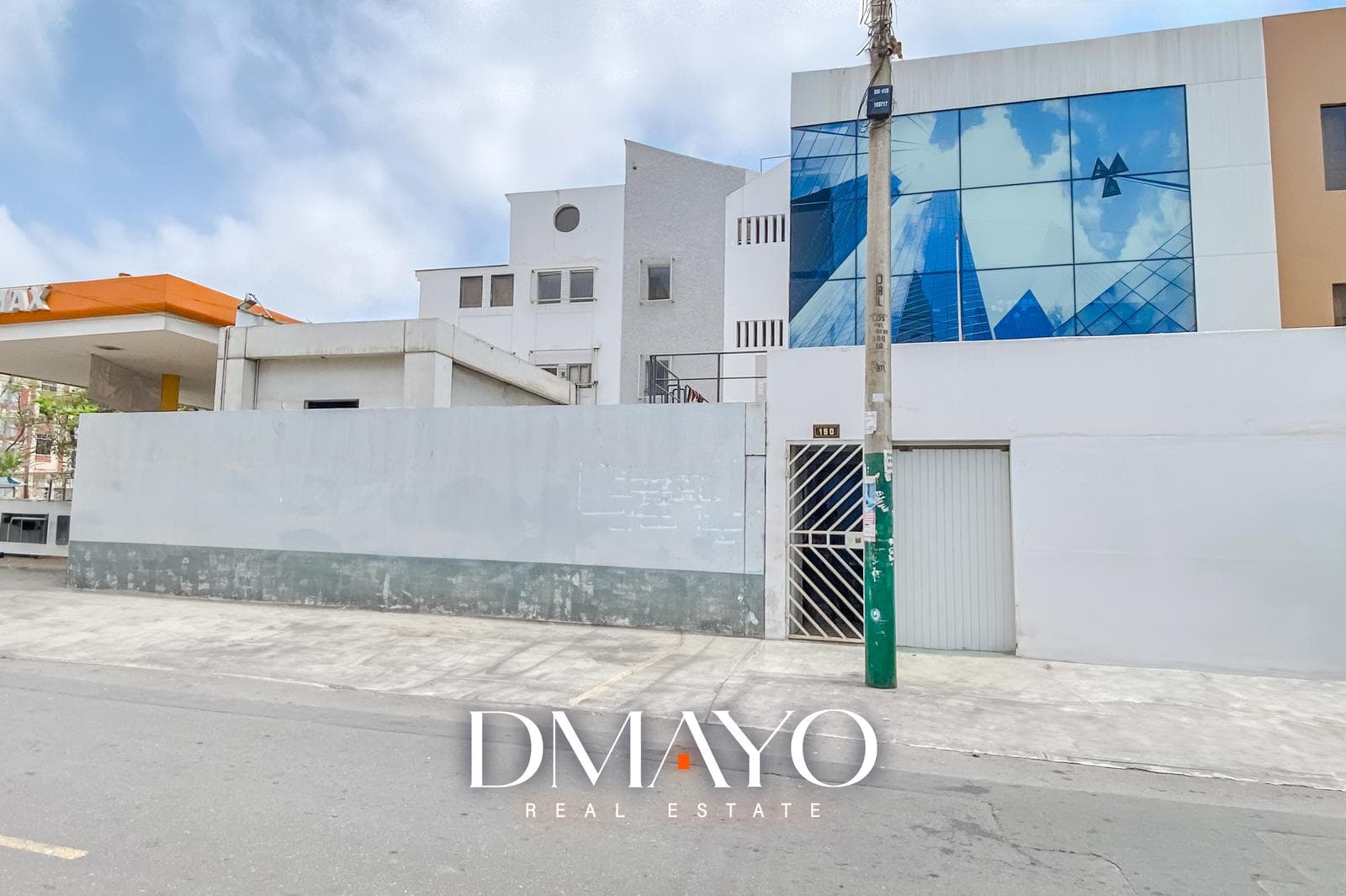 Alquiler de Local Comercial 498 m2 en zona concurrida de Surquillo - 1