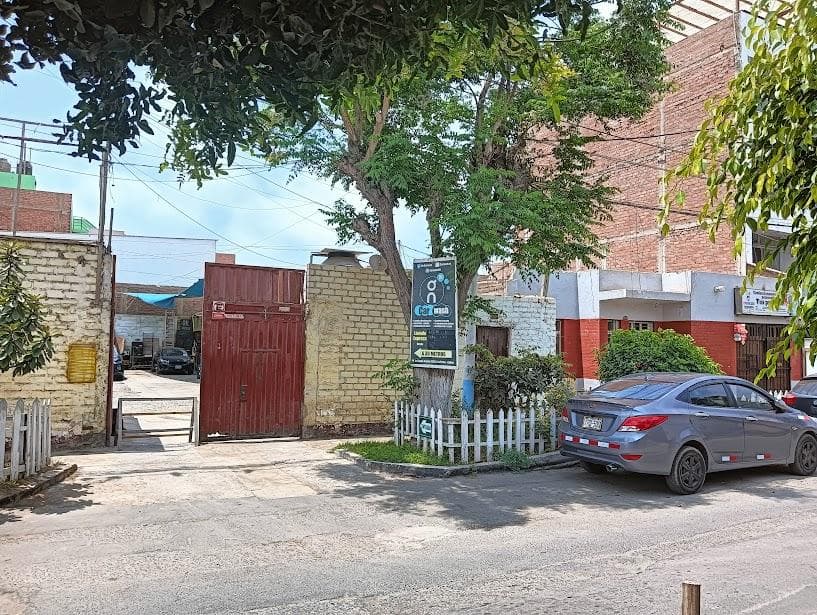 Terreno en venta a pasos de la Av. Santa Rosa - 1