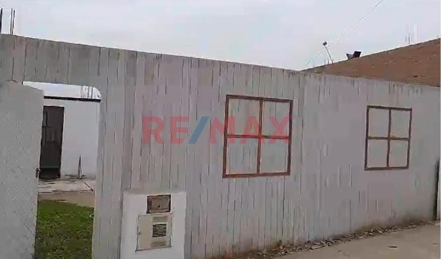 GRAN OPORTUNIDAD! CASA EN VENTA EN ANCÓN - 1