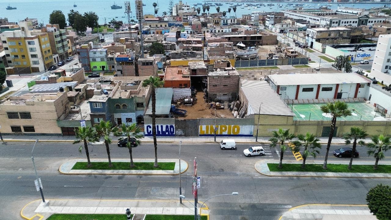 Terreno en Alquiler en el Callao Ideal para Almacén o Uso Corporativo - 1