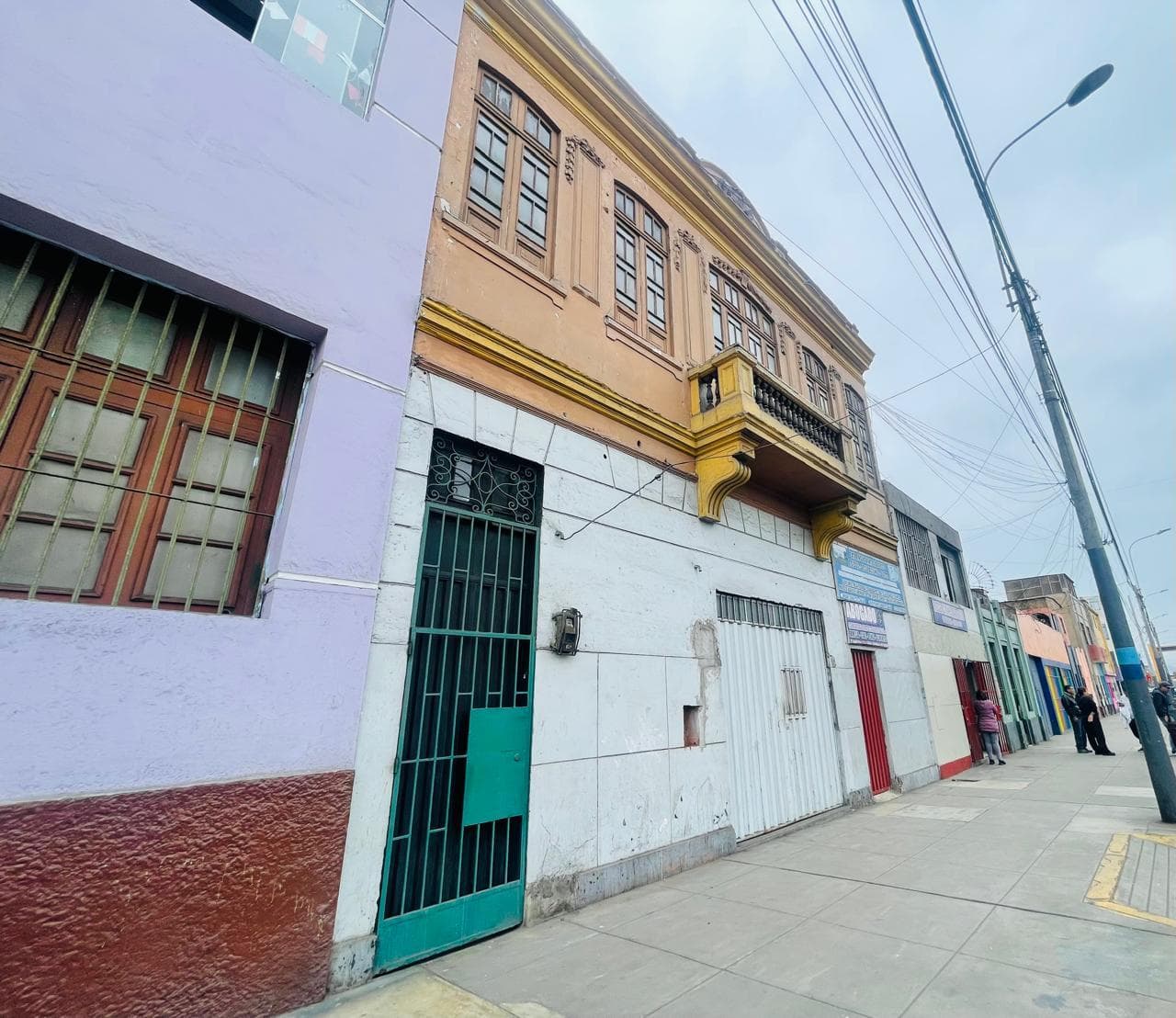 Casa a la Venta en La Perla Callao - 1