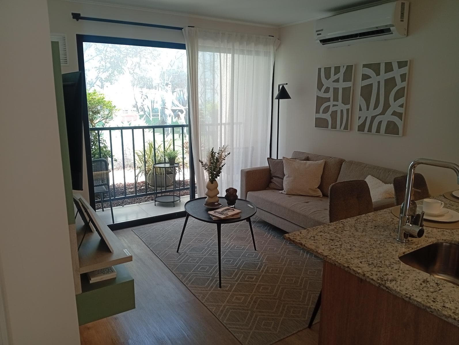 VENTA DEPARTAMENTO LIMA -DPTO 204 D (609-1033-35) - 1