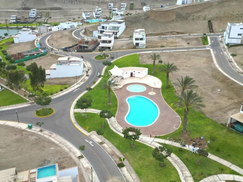 Terreno de Playa 150 m² en Condominio Alto Bujama - 1