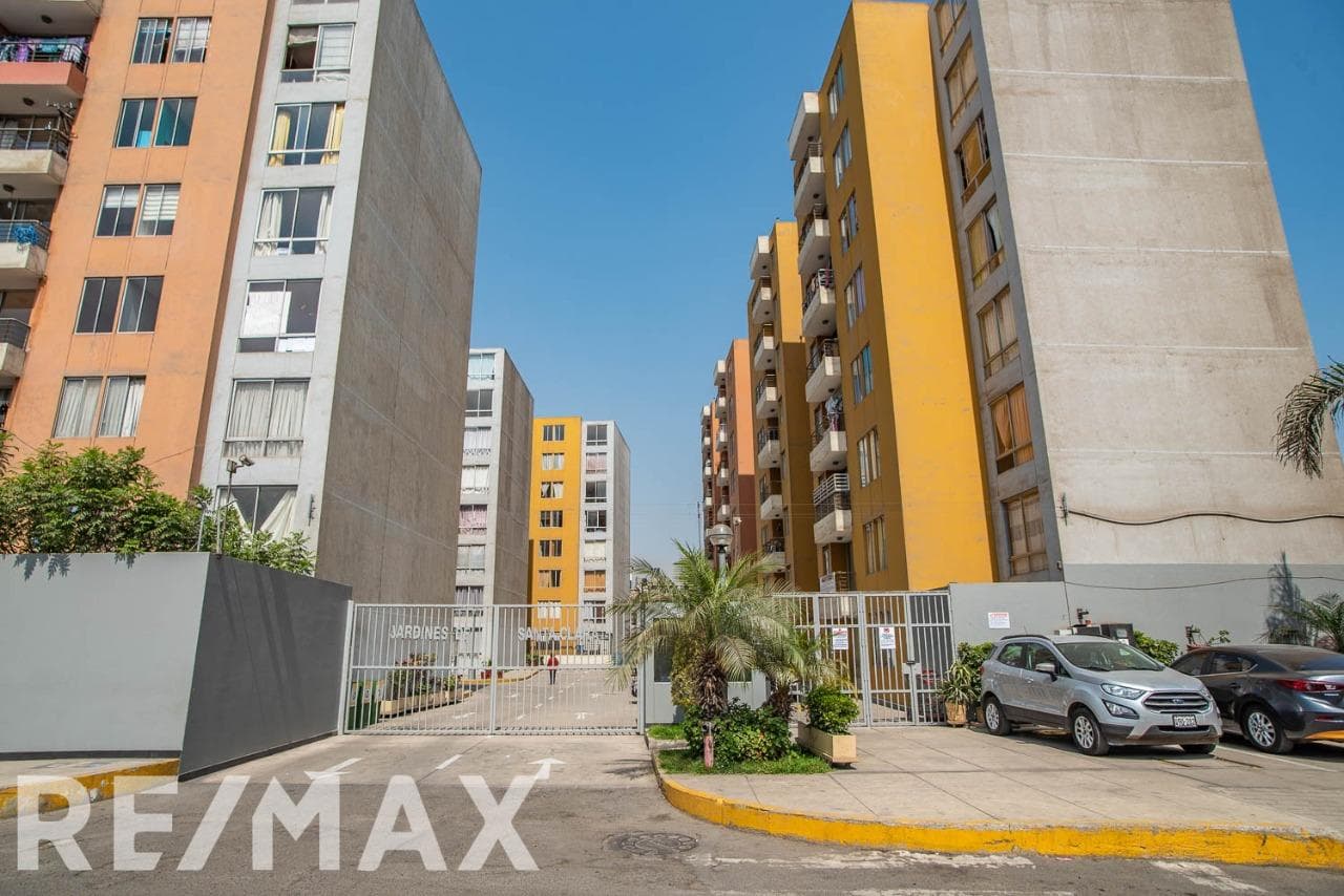 Departamento En Condominio Jardines De Santa Clara - Ate! - 1