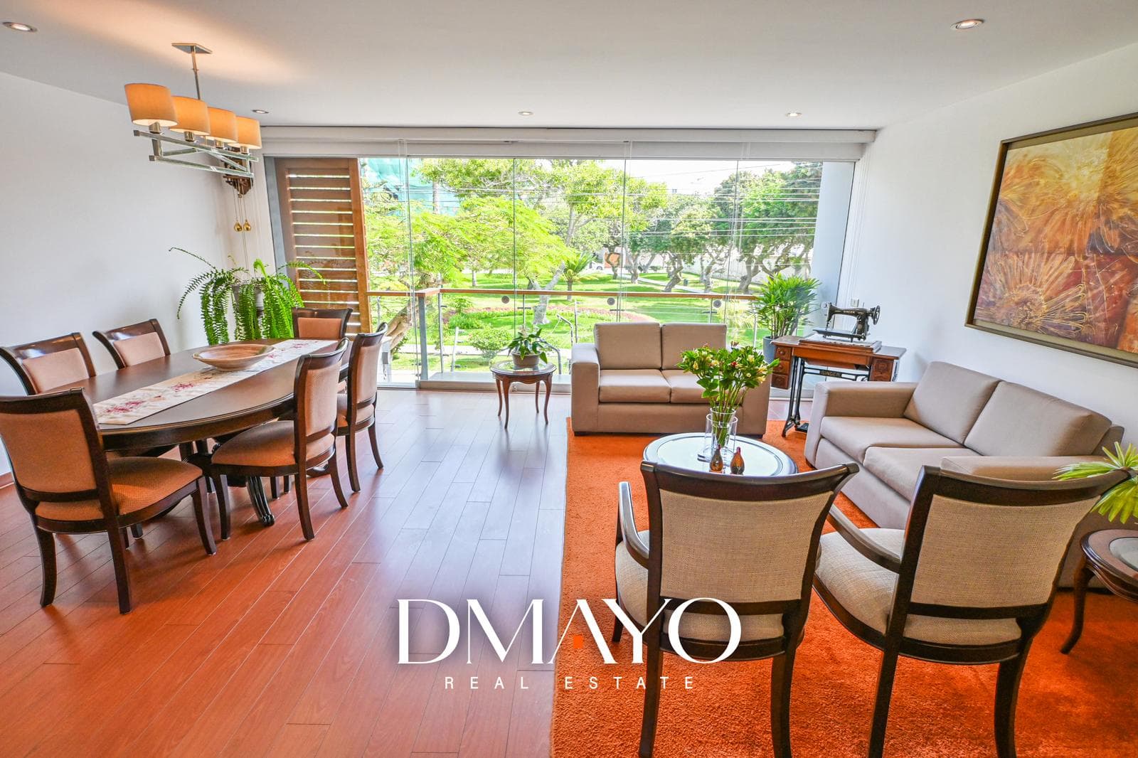 Venta departamento 03 Dormitorios 241k 01 cochera 12k frente a parque- Limite Miraflores - 1