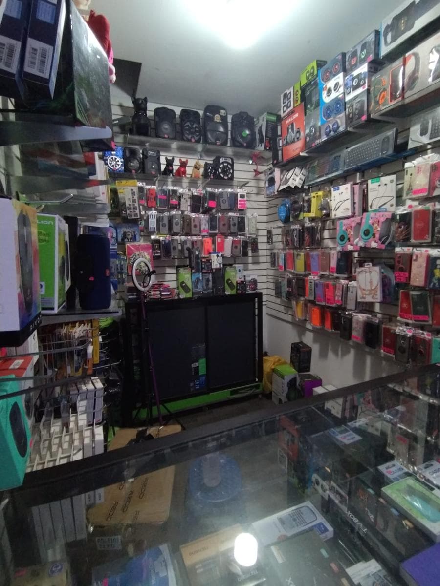 Local en ocasion! venta en Av peru - 1