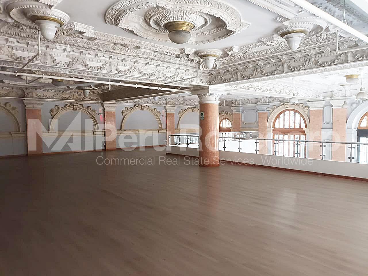 Local Comercial en alquiler - 1,259 m2 - Cercado de Lima - Jr de la Unión - 1