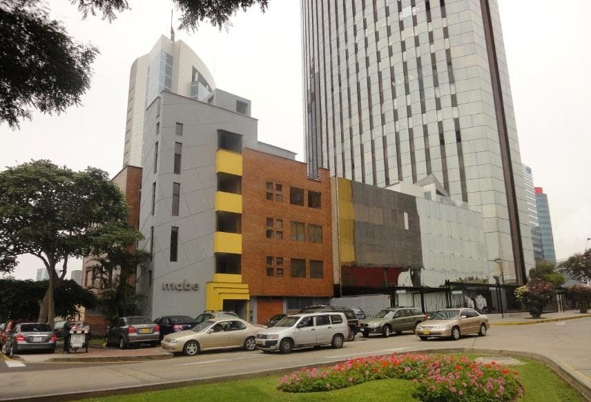 EDIFICIO IDEAL PARA OFICINAS EN SAN ISIDRO (609-1-127 LUCY) - 1