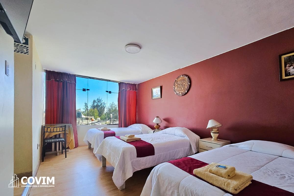 Hotel en Venta en Jose Luis Bustamante y Rivero - 1