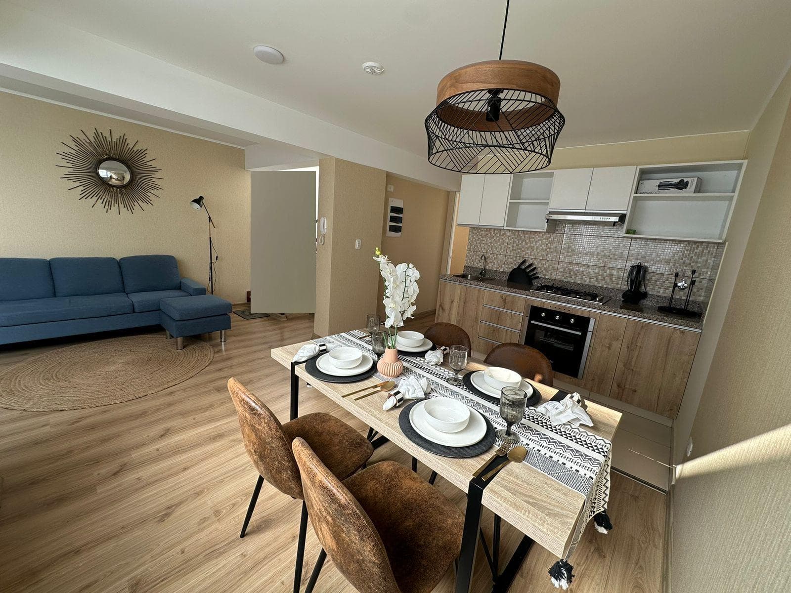 DEPARTAMENTO EN VENTA DE 3 DORMITORIOS CON BALCON VISTA EXTERNA, SAN MIGUEL - 1