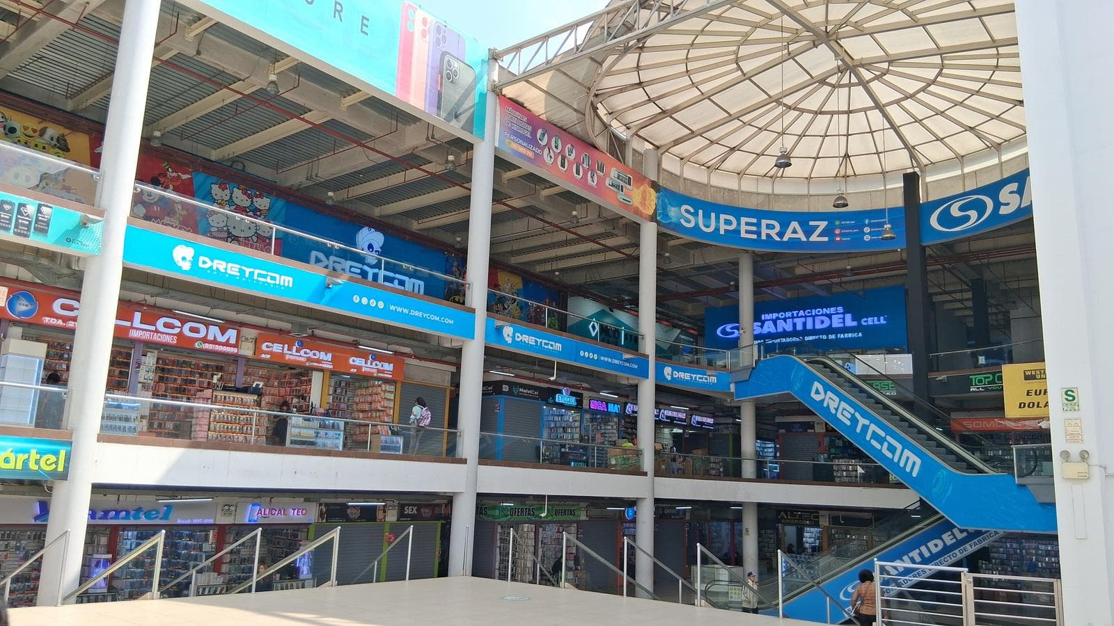 SE VENDE LOCAL EN MALVINAS PLAZA, CERCADO DE LIMA!! AV. ARGENTINA - 1