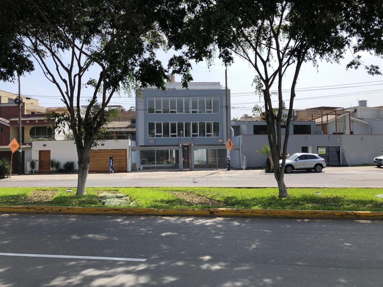 Se Alquila Oficina en La Molina - 2