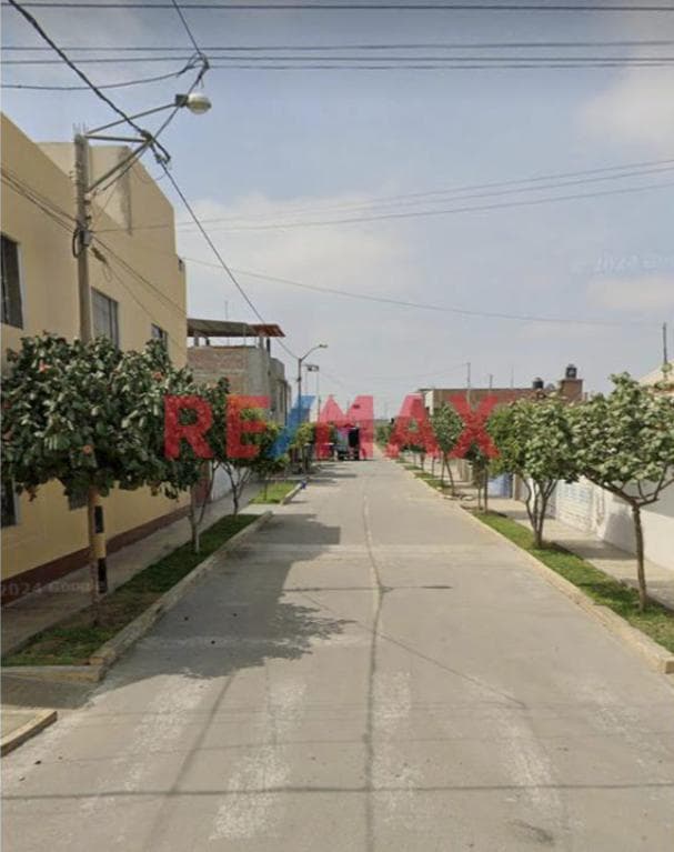 Terreno En Esquina En Paracas · Zona Habitada · 182.25 M² · S/ 110,000 - 2