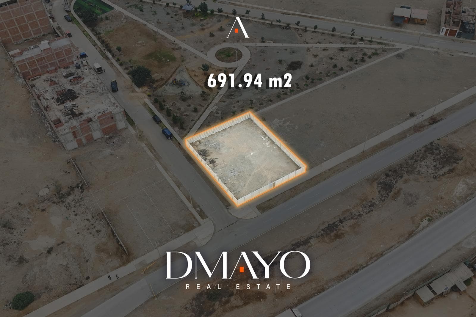 ¡Oportunidad única! Terreno Comercial con parámetro de 15 pisos en Esquina Frente a MacrOpolis - 1