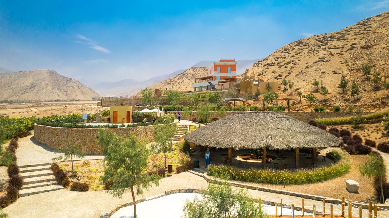 ¡TU CASA DE CAMPO EN UN PARAISO NATURAL CERCA DE LA CIUDAD! - 1