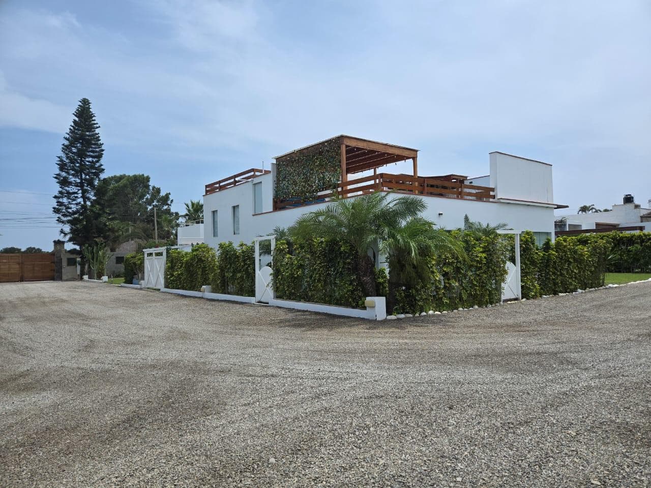 Venta de Amplia Casa en Asia muy cerca al Boulevard - 1