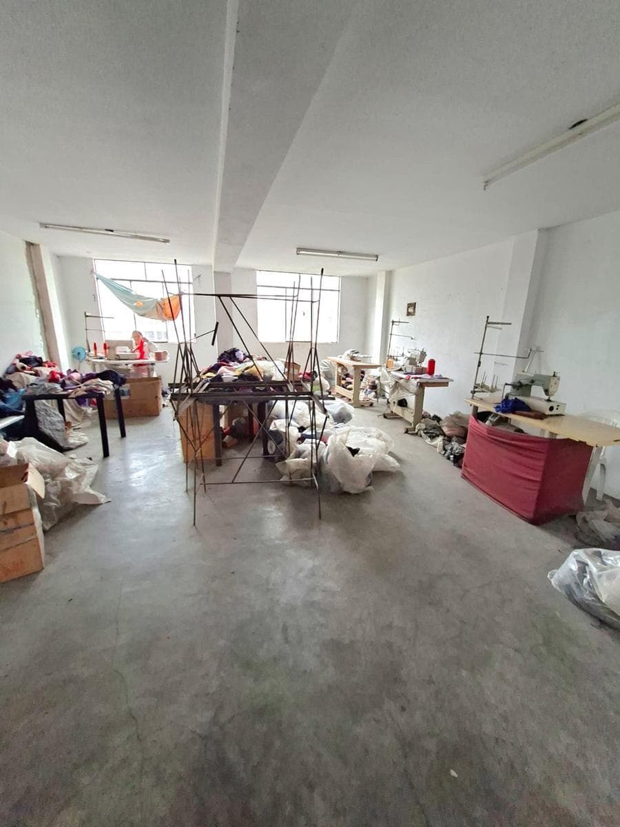 Venta De Casa De 4 Pisos En Los Olivos Cerca De La Panamericana - 1