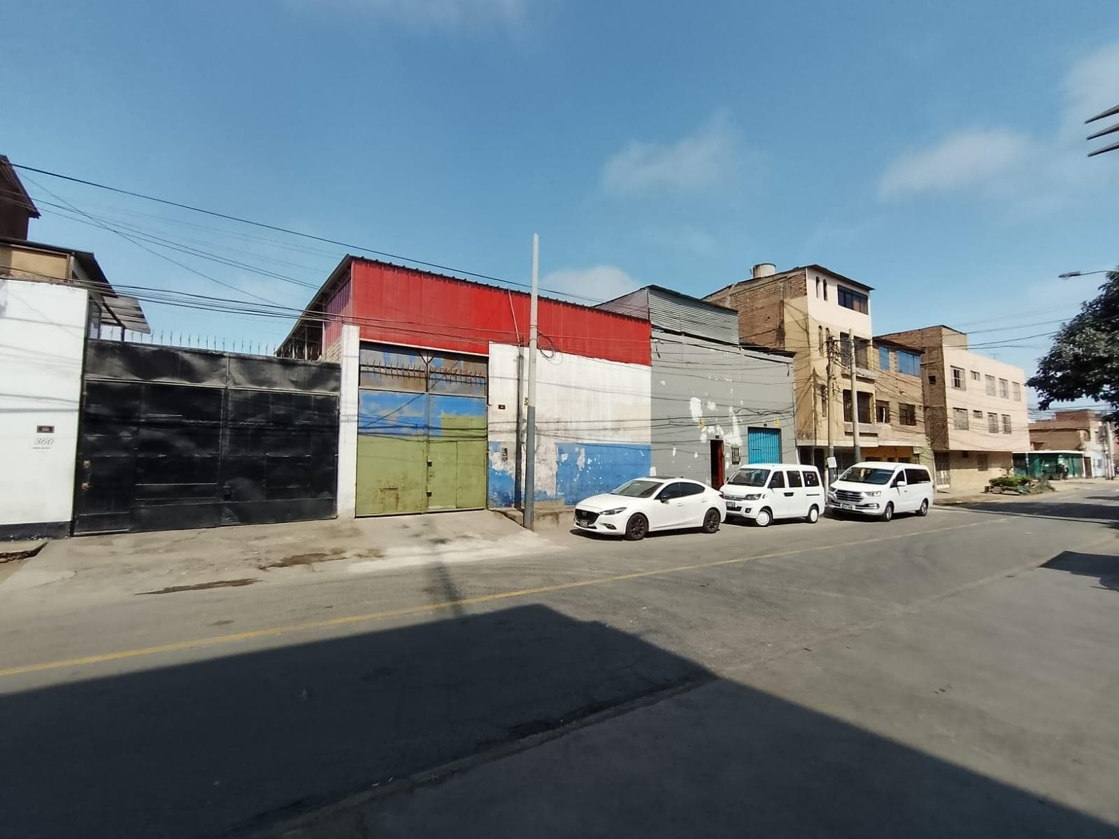 Gran Local En Venta - Bellavista – 6 Espacios Independientes Y Zonificación RDA - 1