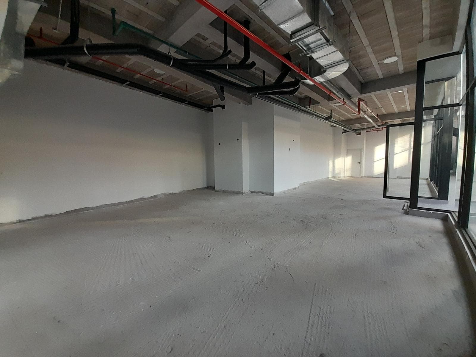 ALQUILER LOCAL COMERCIAL E N MIRAFLORES - LC 5 (609-979-11) - 1