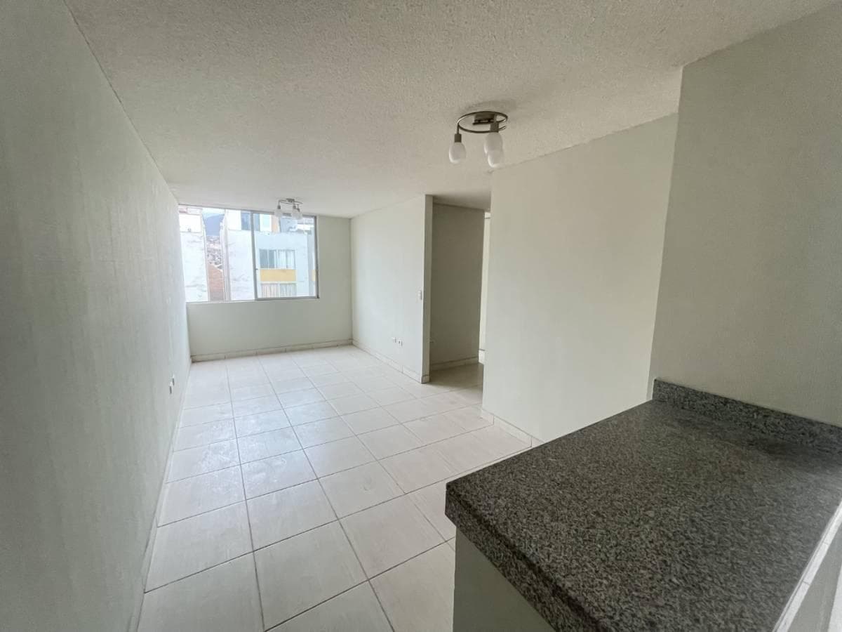 VENDO DÚPLEX CON TERRAZA EN CONDOMINIO - PUENTE PIEDRA Id: 3 8 6 5 8 - 1