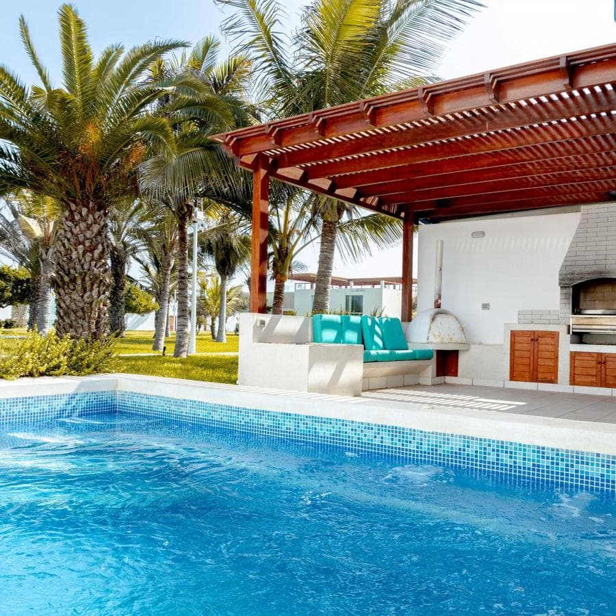 VENTA DE CASA DE PLAYA -TRES ISLAS KM 70 ID: 2 6 7 1 5 - 1