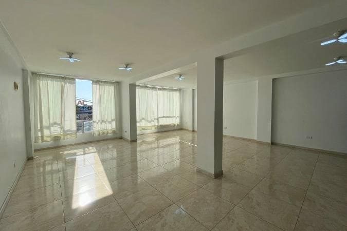 LOCAL COMERCIAL EN ALQUILER - FRENTE A TOTTUS BERTELLO, CALLAO ID: 3 6 5 4 0 - 1