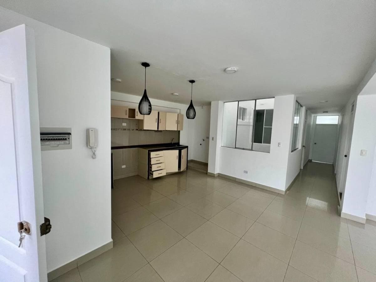 ¡Casa en venta en Playa El Silencio cerca al Nuevo Mall en Lurín! ID: 3 2 3 9 9 - 1