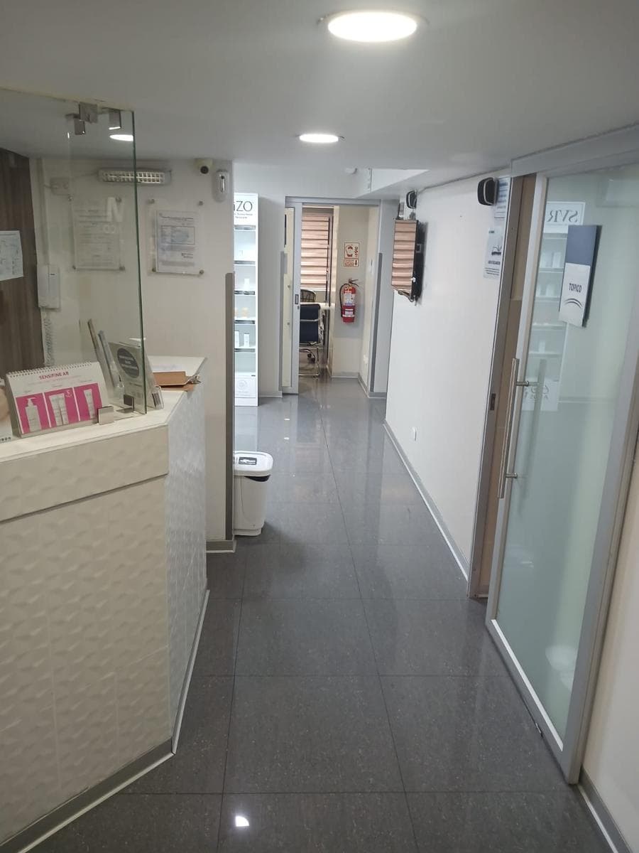 GRAN OPORTUNIDAD VENTA DE CENTRO MÉDICO EN MIRAFLORES - 2