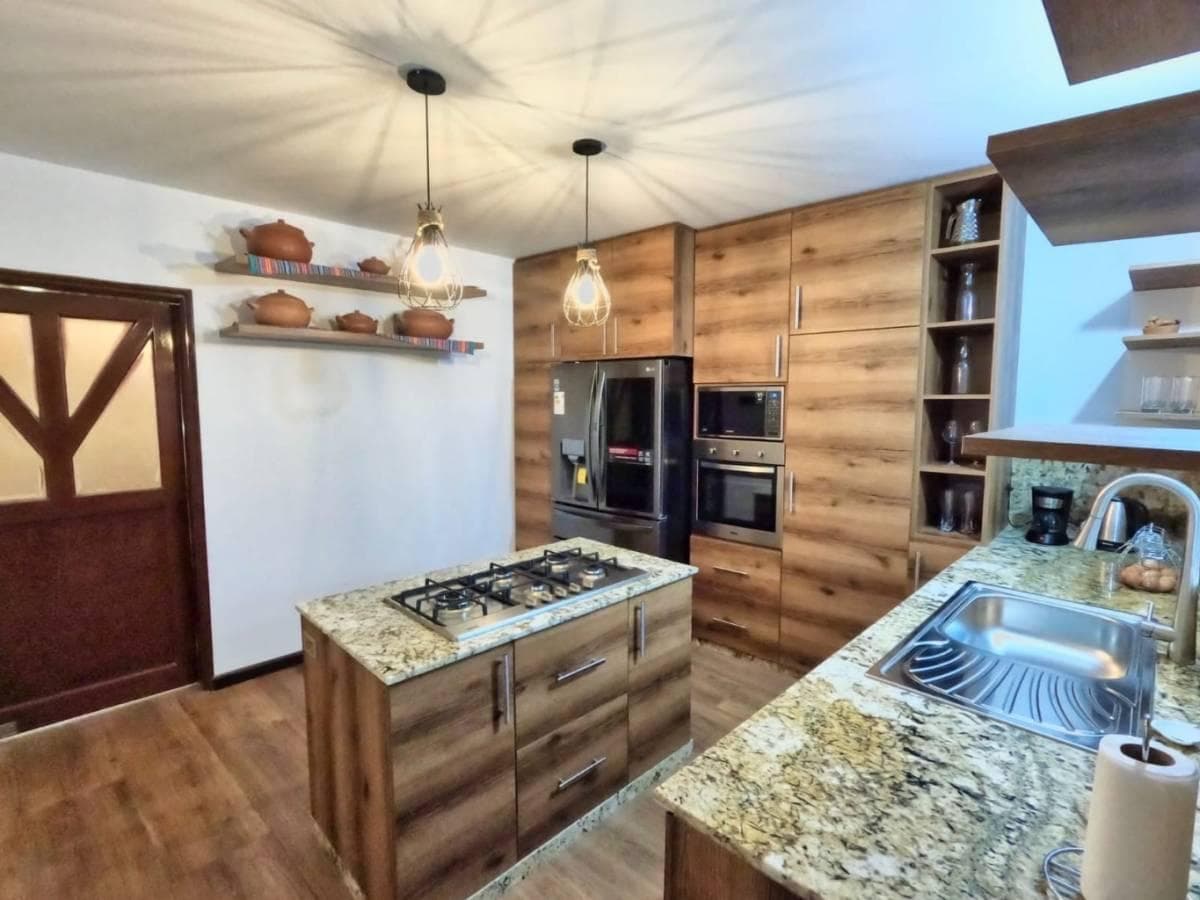 Venta de Casa de 2 pisos Ideal para AIRBNB en Chancay - Huaral - 1