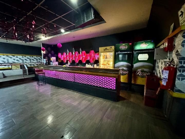 Local en MARISCAL CACERES - 1