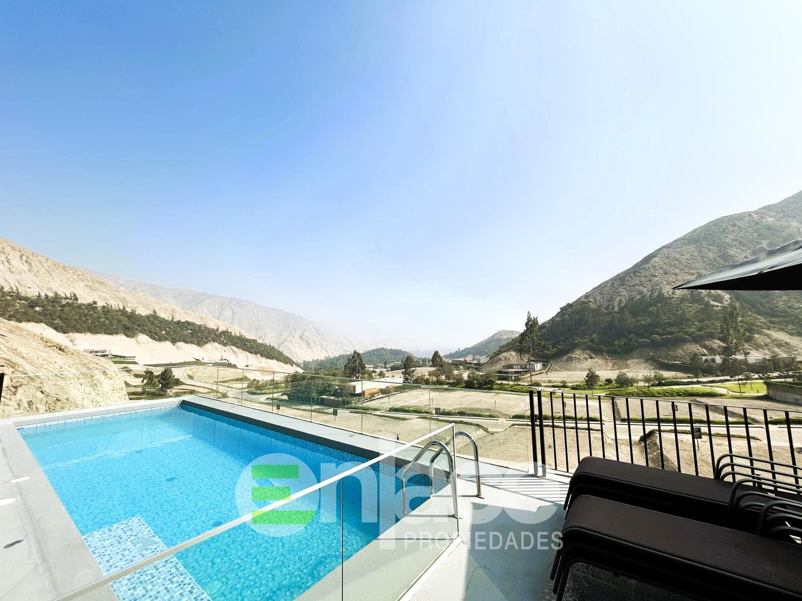 Espectacular Casa de Campo en Venta en Exclusivo Condominio La Quebrada, Cieneguilla - 1