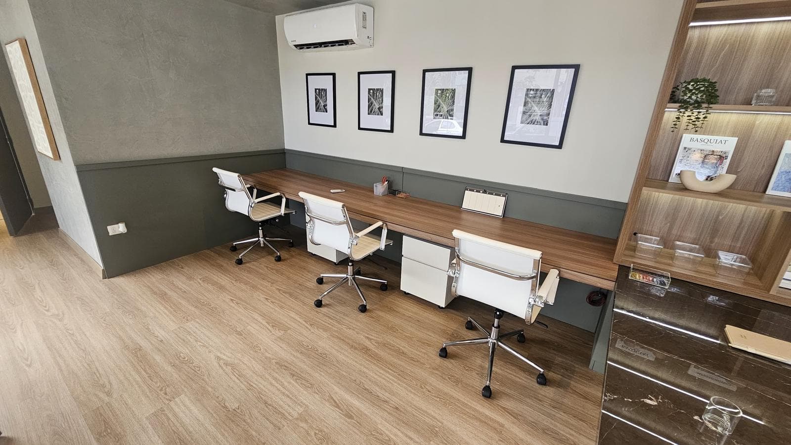 Oficina de estreno en VENTA - Miraflores - NO PAGA ALCABALA - 1