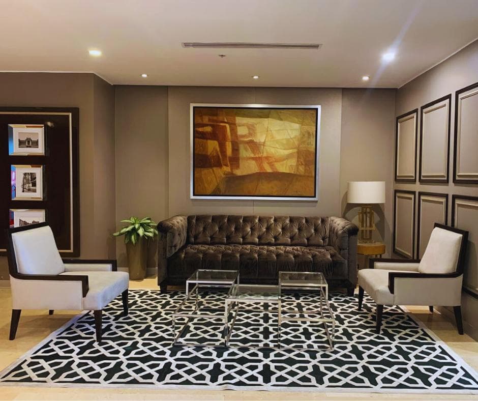 VENTA OFICINA DE LUJO EN "LIMA CENTRAL TOWER" DE 450MT2. PRECIO INCLUYE 10 ESTACIONAMIENTOS - 1