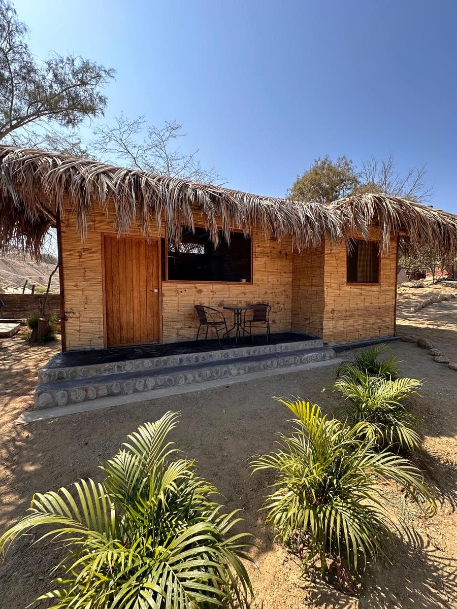 Casa de 1 habitación en ALQUILER en excelente ubicación de MÁNCORA - 2