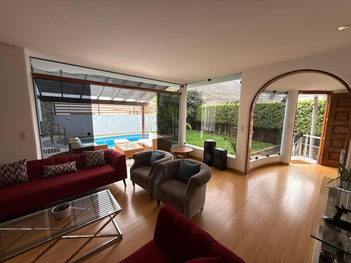 Venta de casa en la molina rinconada del lago familiar con piscina y terraza - 1