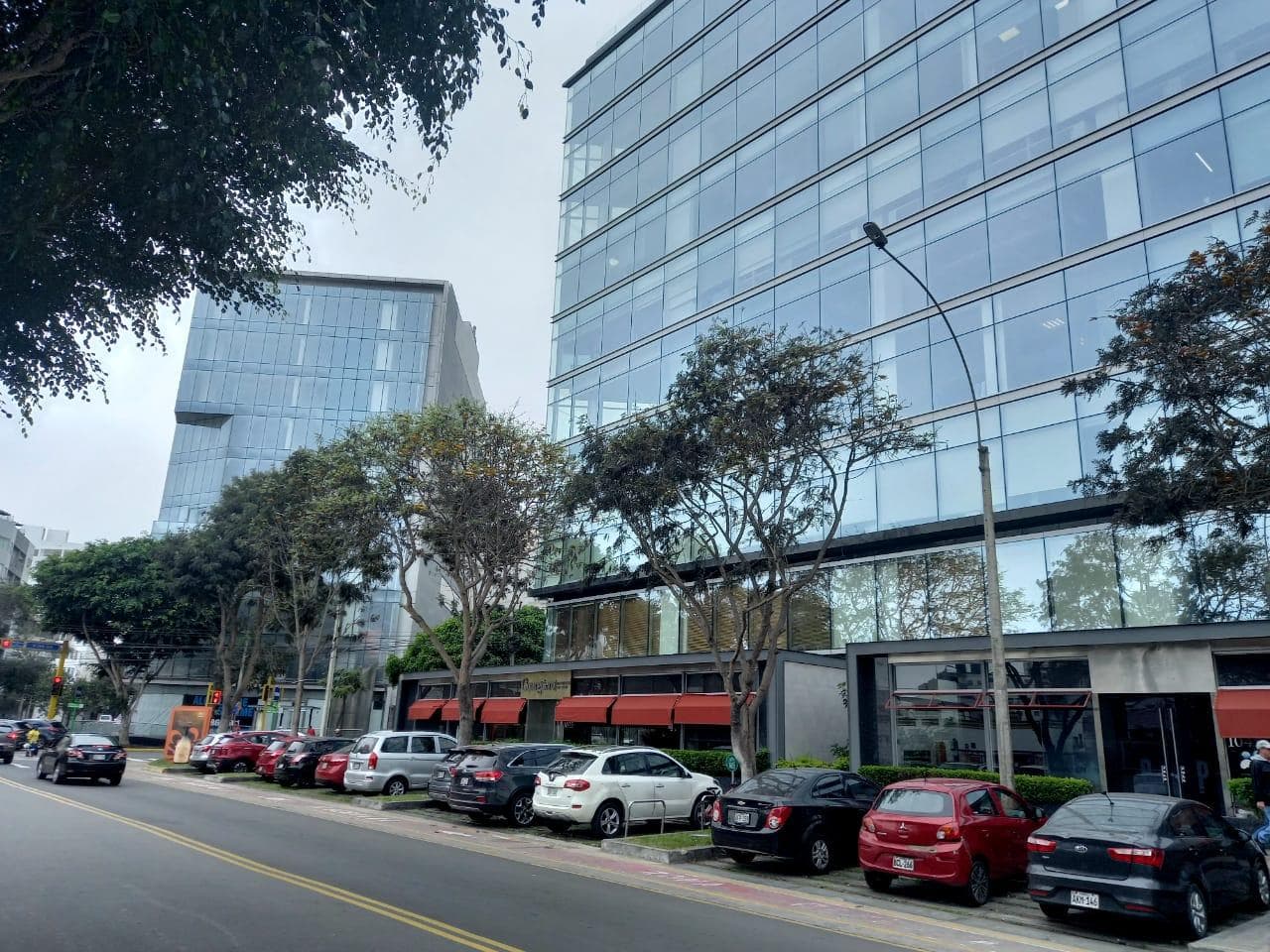 ESPECTACULAR OFICINA 1303 M2 - LISTA PARA ENTREGA - IMPECABLE - 1