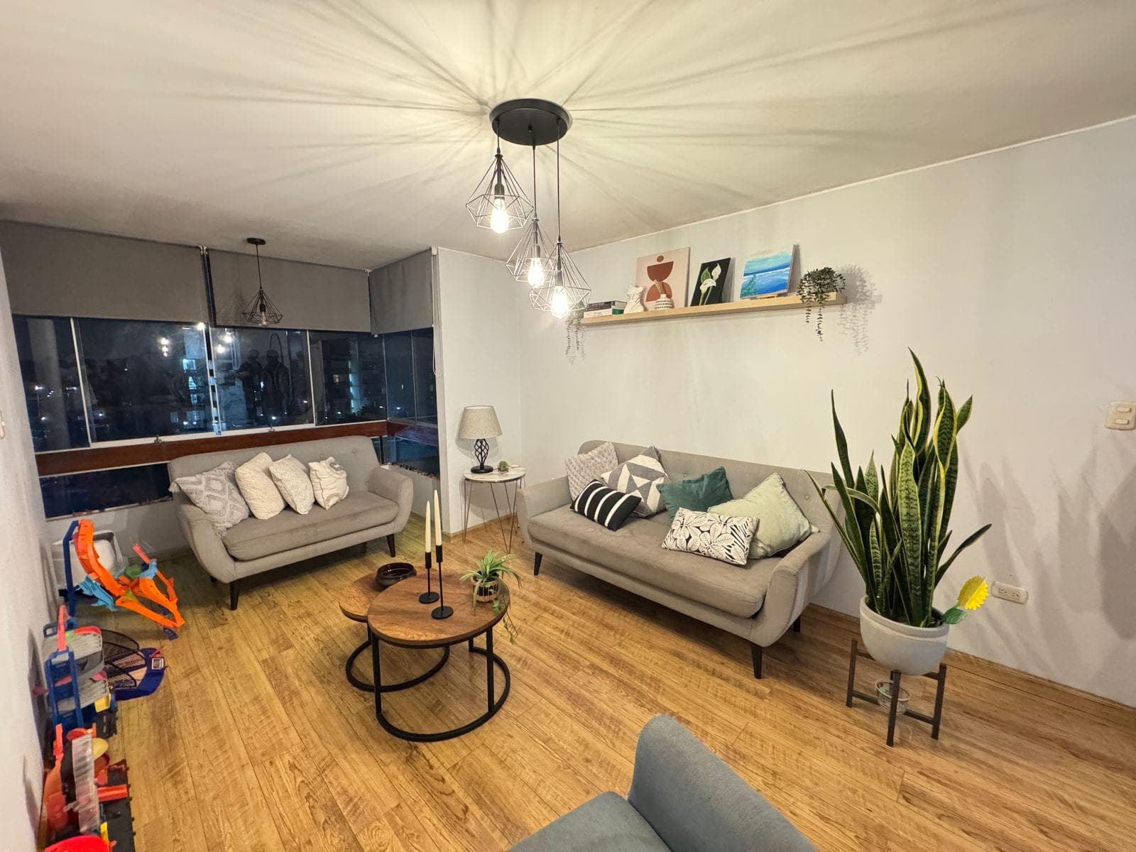 Vendo Lindo Departamento Flat Frente a Parque en Condominio Avenida Monterrico Sur 1, Piso4, Surco - 1