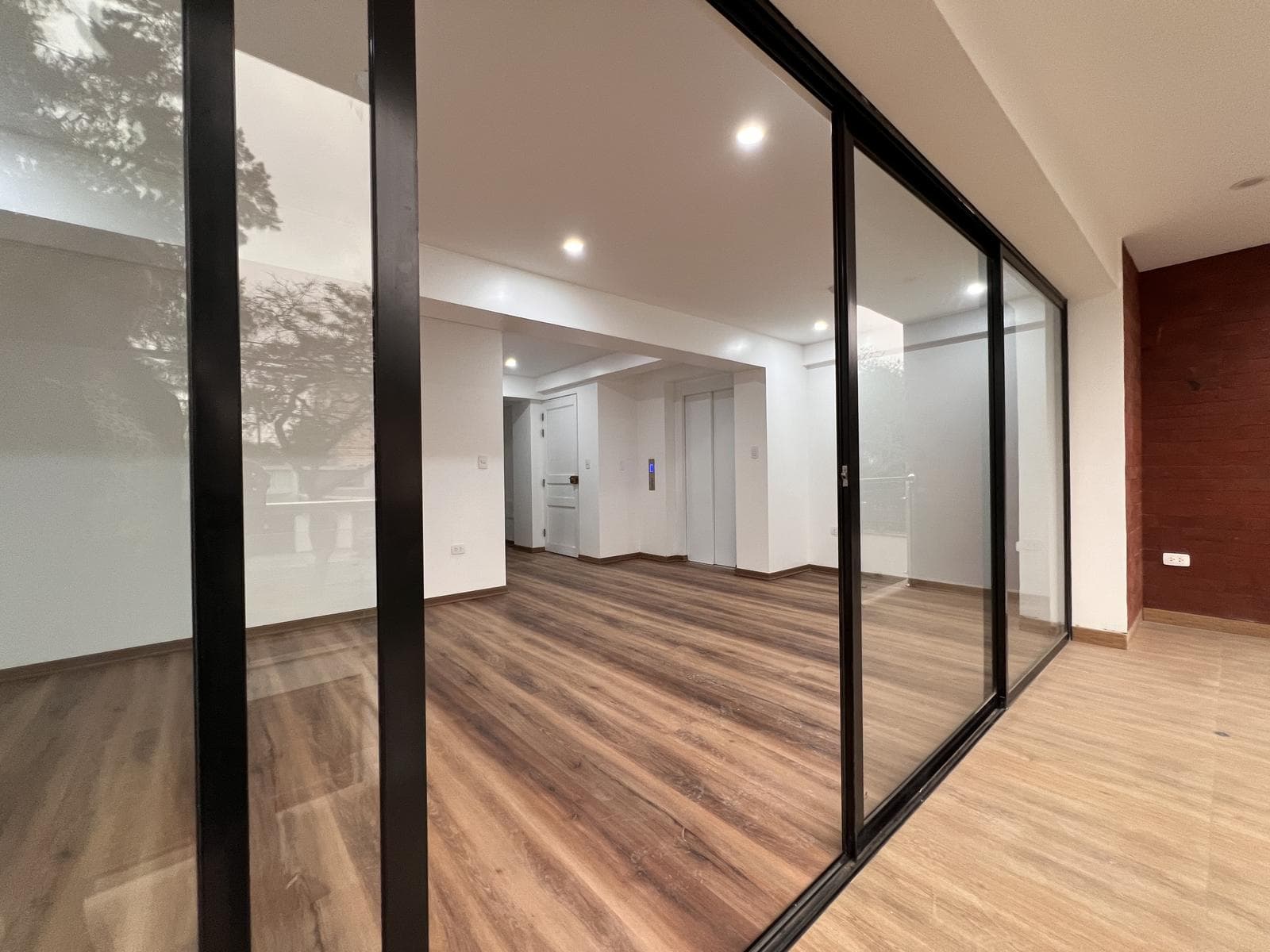 Venta De Departamento De Estreno En Santiago De Surco - 1