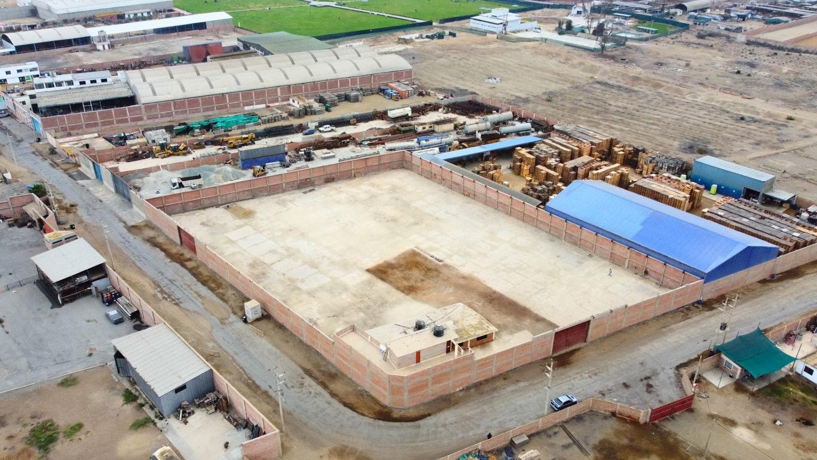 Local industrial en Lurín - 1