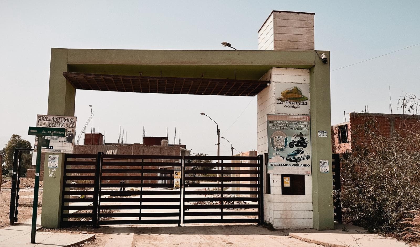 Terrenos de 105 m2 en venta - 1