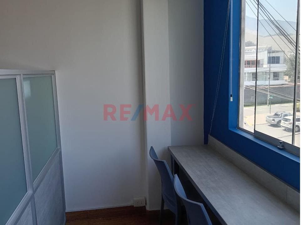 ALQUILER DE OFICINA EN LA MOLINA - 2