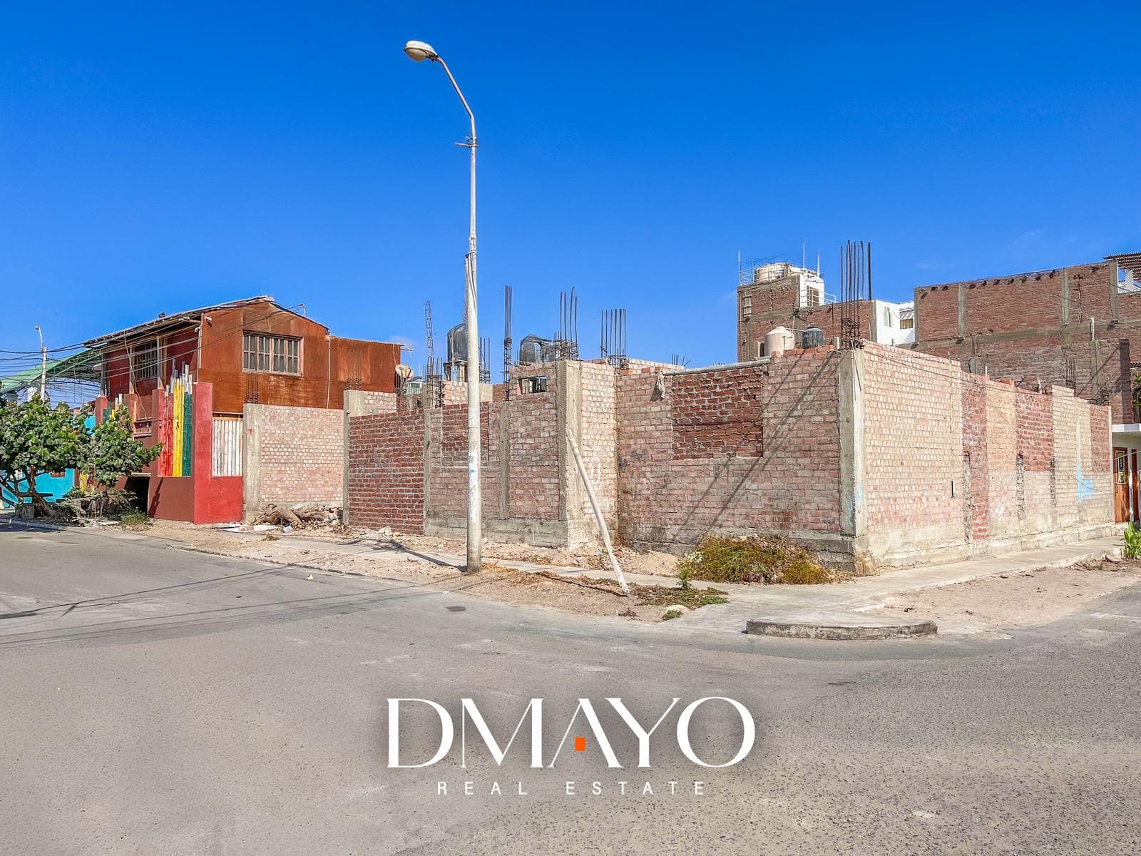 Alquiler y/o Venta de TERRENO LOTE 21 MZ E cerca a Av. Los Libertadores - Paracas - 2