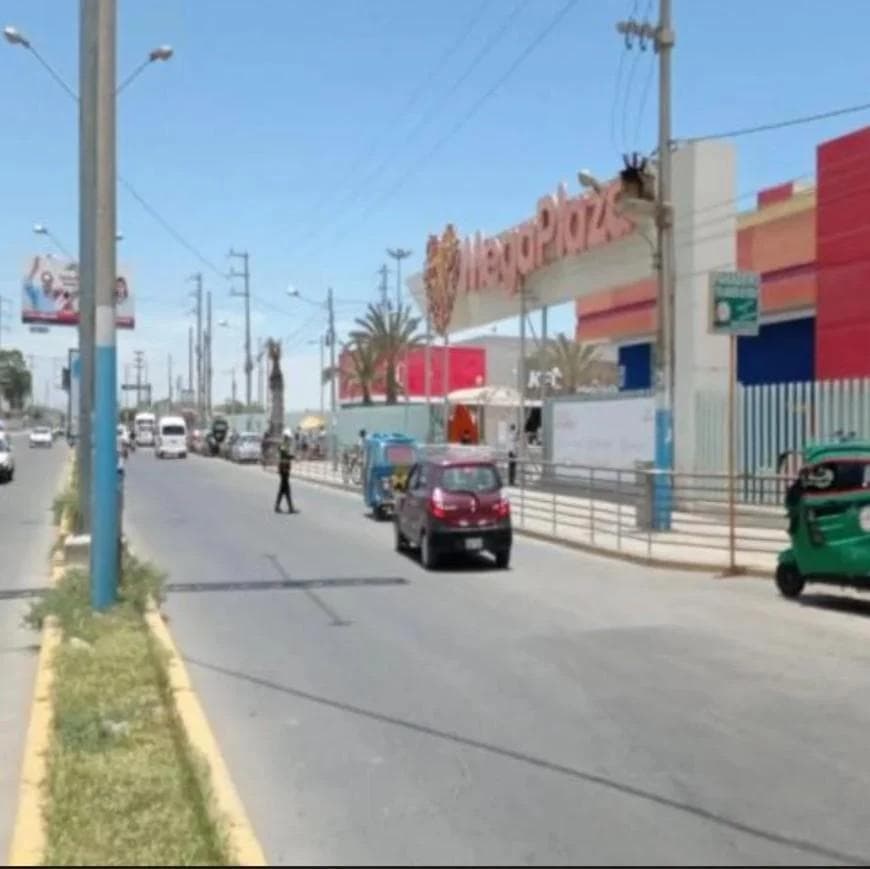 Oportunidad de inversión: terreno comercial de 14,400 m² en Pisco - 2