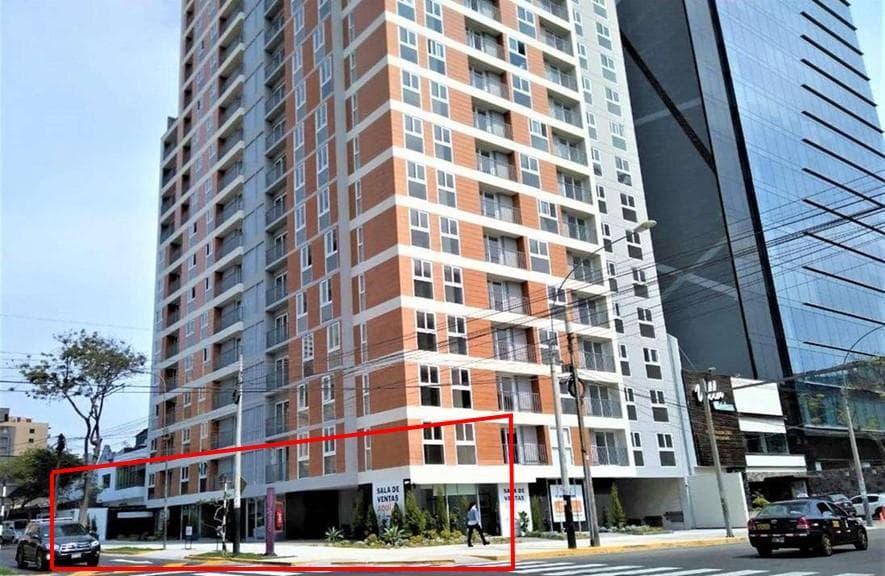 Local Comercial en Lincidro frente a Parque Clemente Revilla - 1