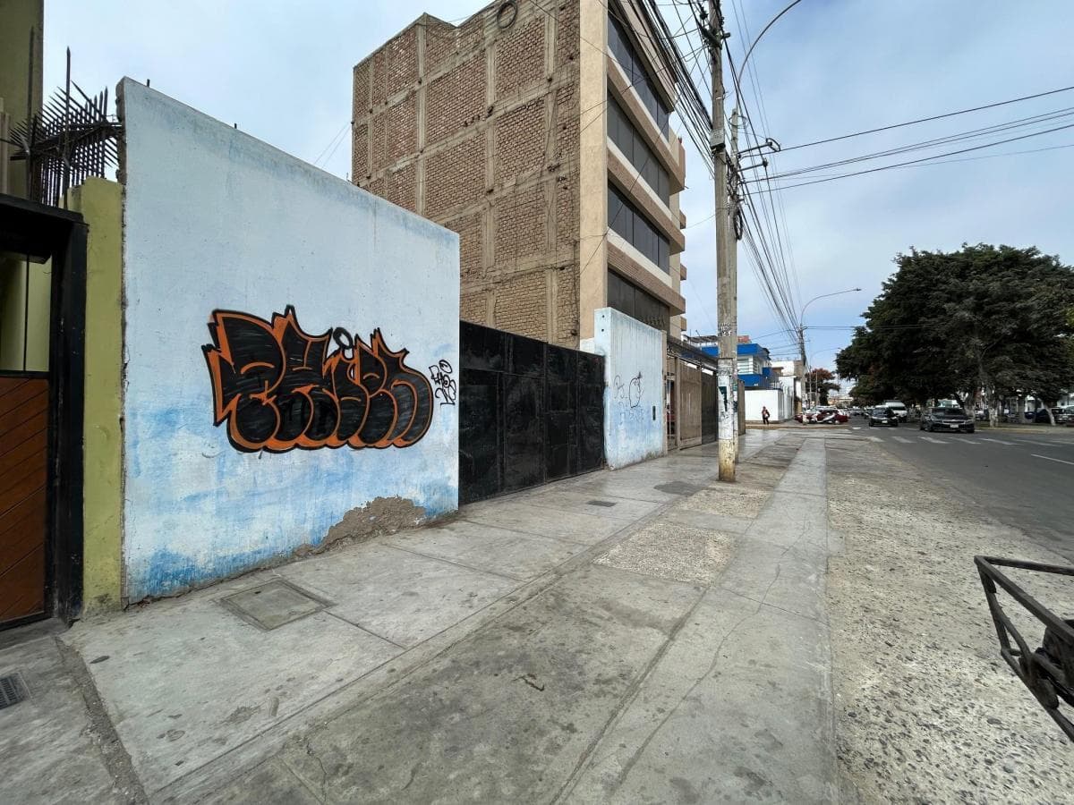 ALQUILO TERRENO COMERCIAL EN AV. FATIMA URB. LA MERCED - TRUJILLO - 1